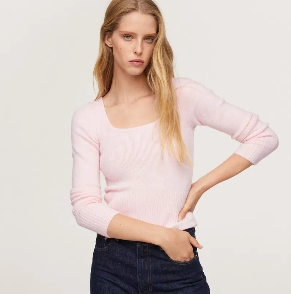 **MANGO** Textured Knit Pink Cropped Sweater.